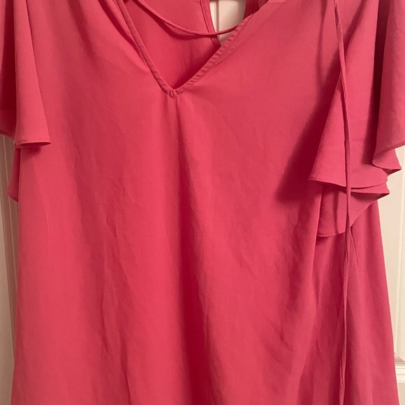 Pink top - Picture 3 of 5